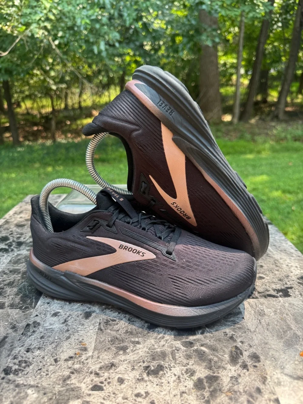 Brooks item details